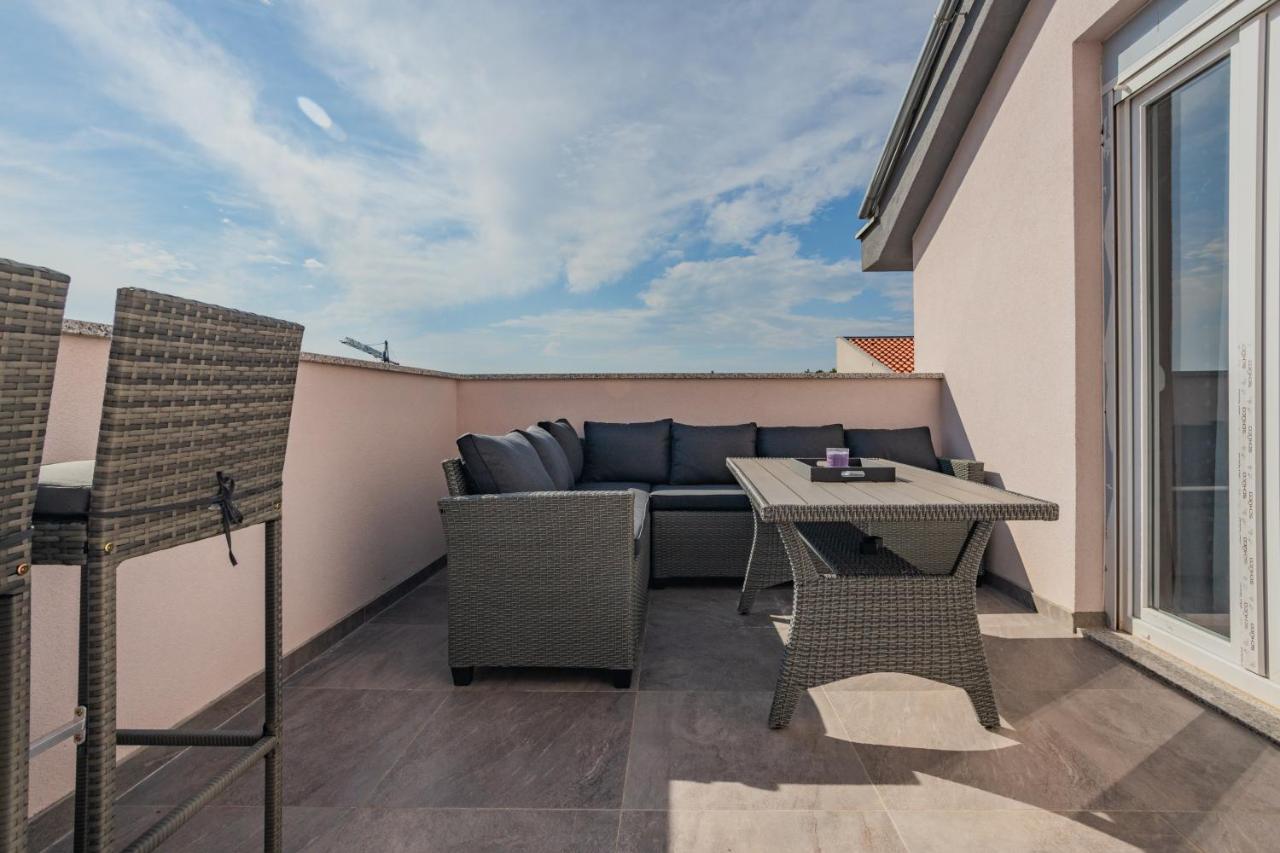Seaview Apartments Roberta Zadar Dış mekan fotoğraf
