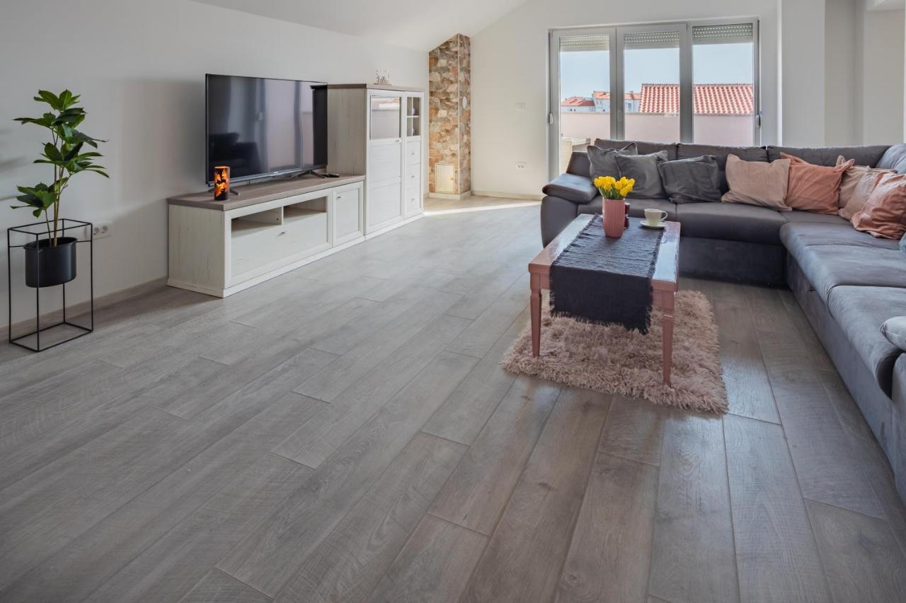 Seaview Apartments Roberta Zadar Dış mekan fotoğraf